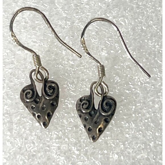 925 Sterling Silver Drop Dangle Earrings Strawberry Heart Shaped Swirl Dainty - Picture 9 of 10
